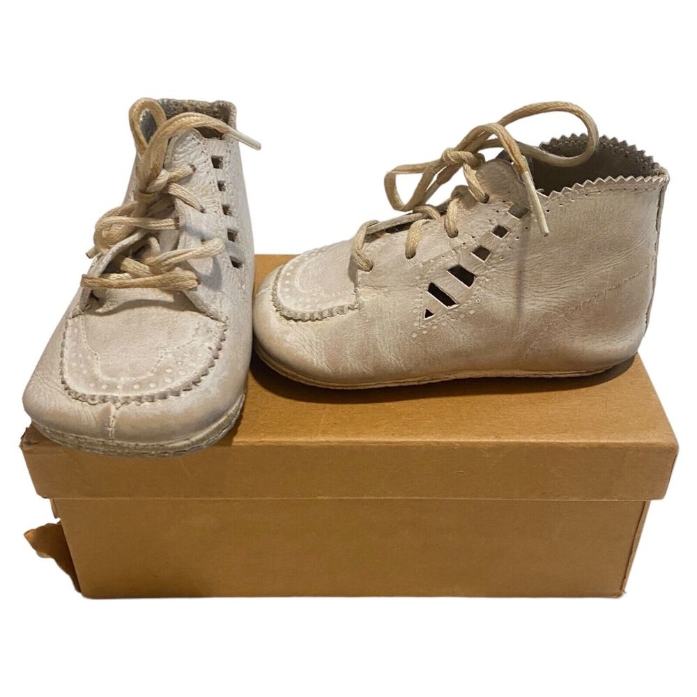 Vintage 1950s White Blucher Baby Shoes by JC Penny Co Leather Size 0 W/ Box - Picture 2 of 13